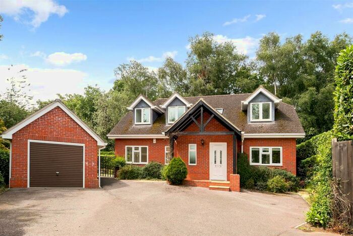 4 Bedroom Detached House To Rent In Torton Hill Road, Arundel, BN18