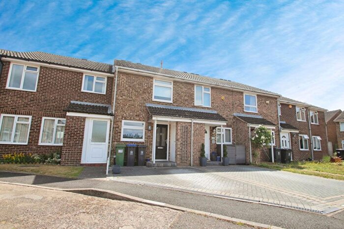 2 Bedroom Terraced House To Rent In Leas Drive, Iver, SL0