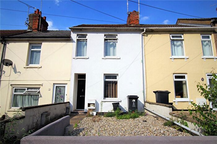 2 Bedroom Terraced House To Rent In Kingshill Road, Old Town, Swindon, SN1