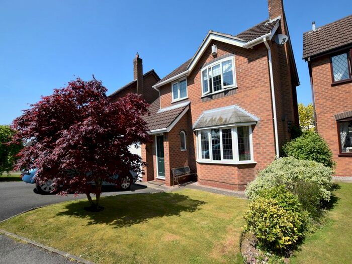 3 Bedroom Detached House To Rent In Lavenham Close, Macclesfield, SK10