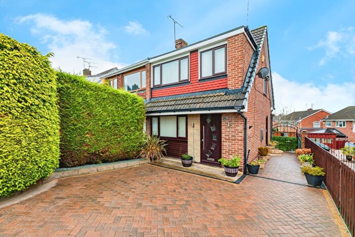 3 Bedroom Semi-Detached House For Sale In Charlton Drive, High Green, Sheffield, S35