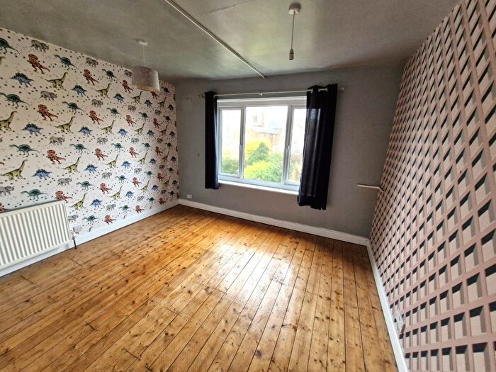4 Bedroom Semi-Detached House To Rent In Bold Street, Fleetwood, FY7