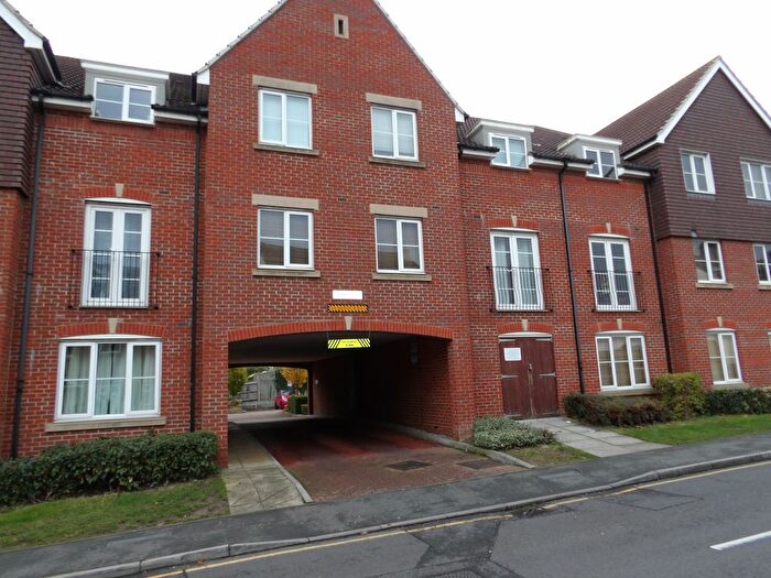 2 Bedroom Property To Rent In Atkins Gate, Gillingham, ME8