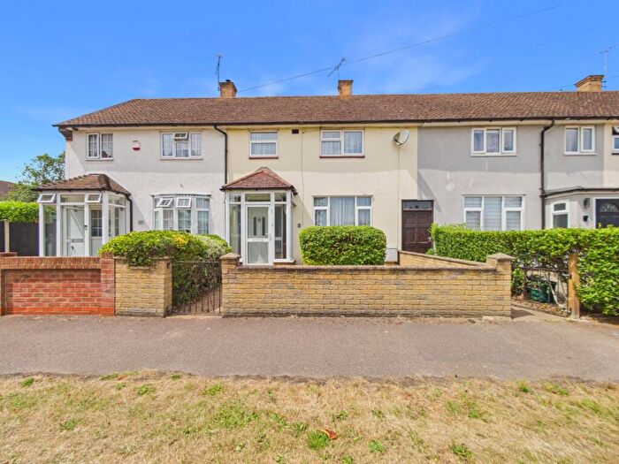 2 Bedroom Terraced House For Sale In Daiglen Drive, South Ockendon, Essex, RM15