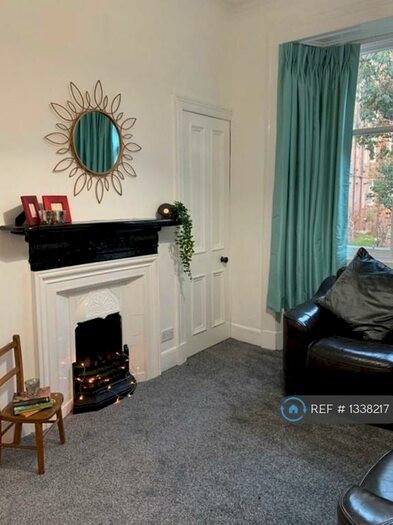 1 Bedroom Flat To Rent In Cambusnethan Street, Edinburgh, EH7