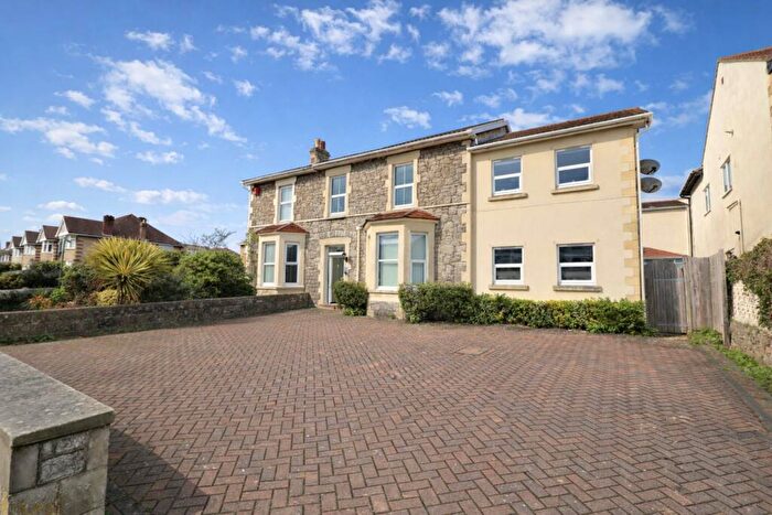 2 Bedroom Flat For Sale In Milton Road, Milton - Superb First Time Buyers Opportunity, BS23