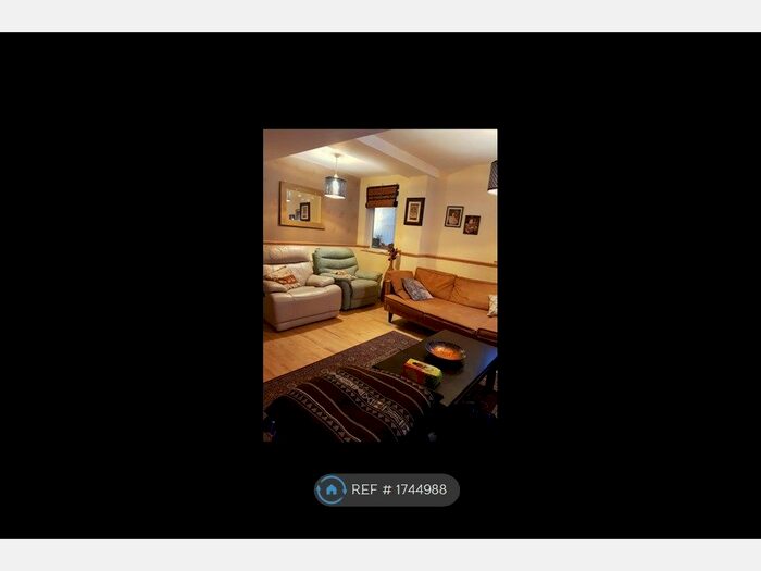 3 Bedroom Terraced House To Rent In Grasmere Road, London, SW16