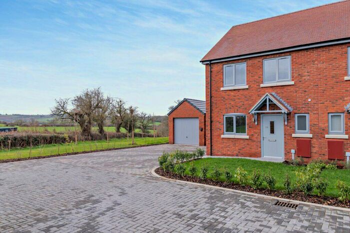 2 Bedroom House To Rent In Clifton Close, St Weonards, Herefordshire, HR2