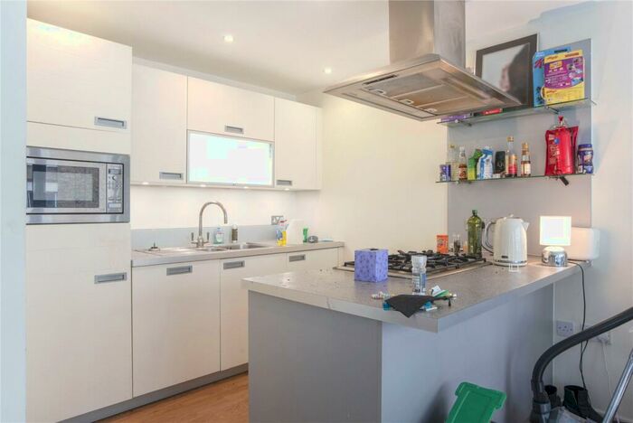 1 Bedroom Apartment To Rent In Garden Walk, Shoreditch, London, EC2A