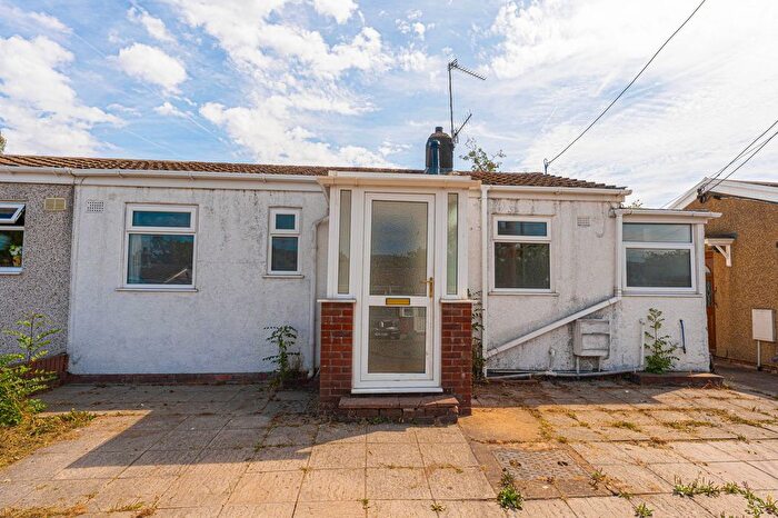 2 Bedroom Property For Sale In The Walk, New Inn, NP4