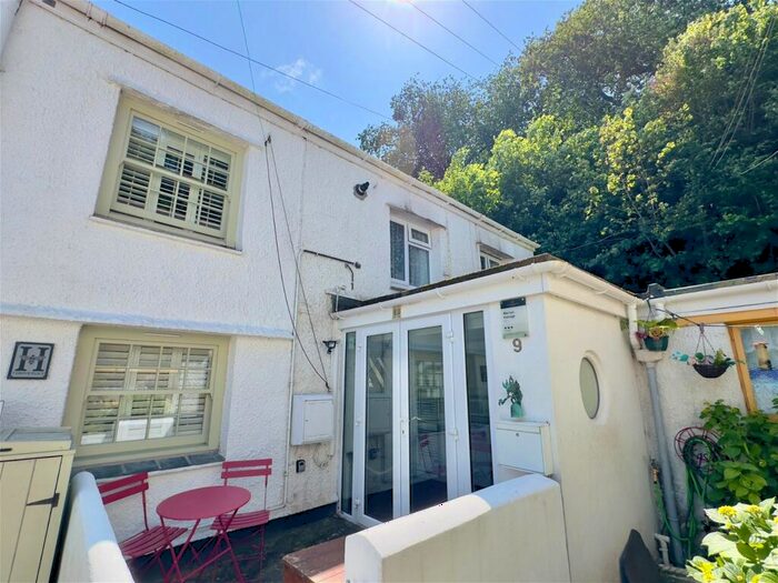 2 Bedroom End Of Terrace House For Sale In Padstow, PL28