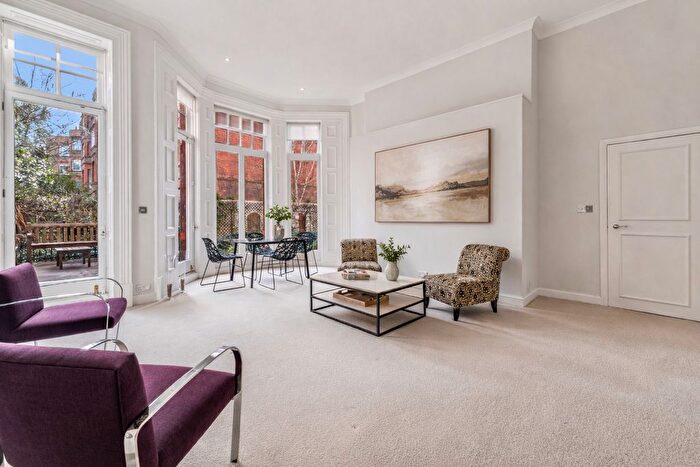 2 Bedroom Flat For Sale In Wetherby Gardens, South Kensington, SW5