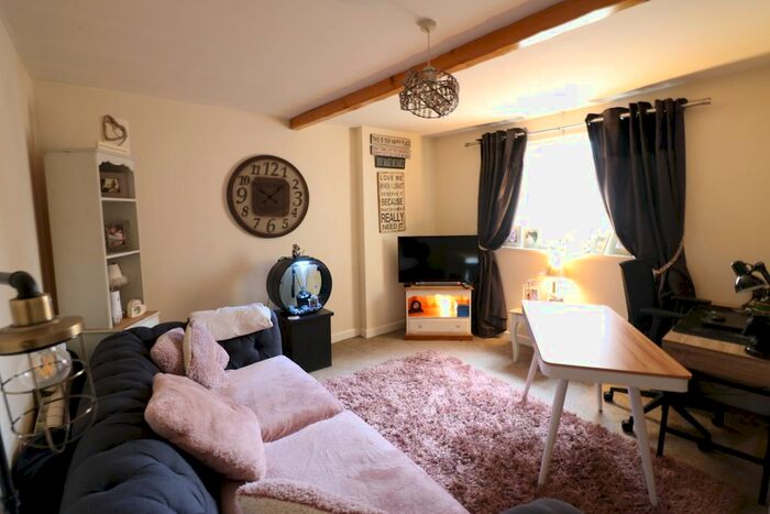 1 Bedroom Flat To Rent In Fox Apartments Silver Street, Stainforth, Doncaster, DN7