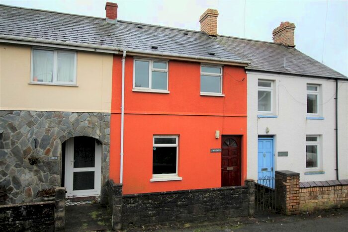 2 Bedroom Property To Rent In Cross Street, Bow Street, SY24