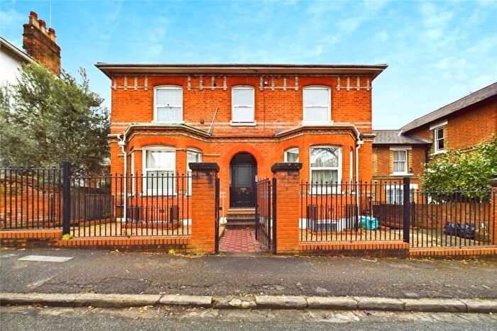 2 Bedroom Apartment To Rent In Brunswick Hill, Reading, Berkshire, RG1