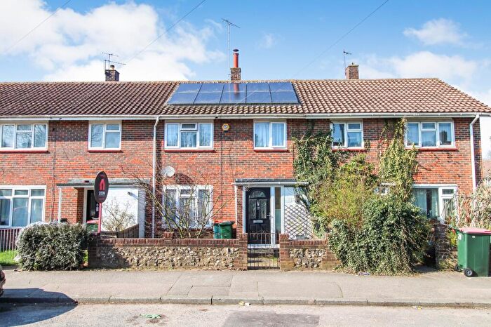 3 Bedroom Terraced House For Sale In Martyrs Avenue, Crawley, West Sussex., RH11