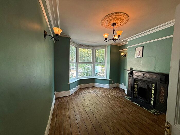 3 Bedroom Terraced House To Rent In Abbeydale Road, Sheffield, S7