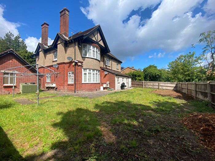 Studio To Rent In Midanbury Lane, Southampton, SO18