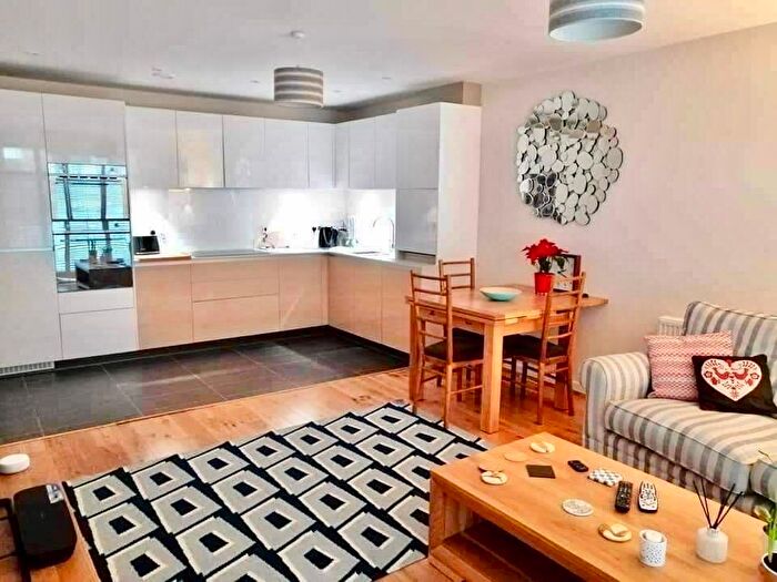 2 Bedroom Flat To Rent In Periwinkle Court, St. Clements Avenue, Romford, RM3