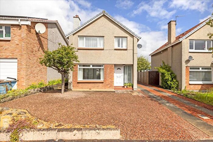 3 Bedroom Detached House For Sale In St James's Gardens, Penicuik, EH26