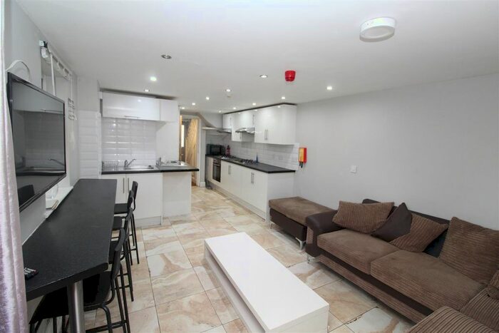 8 Bedroom Property To Rent In Merthyr Street, Cathays, Cardiff, CF24