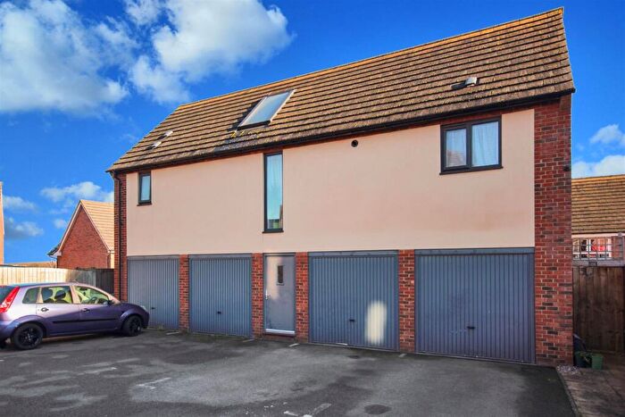 2 Bedroom Apartment For Sale In Neptune Road, Wellingborough, NN8