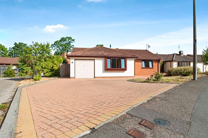 3 Bedroom Detached Bungalow For Sale In Raven Drive, Worcester, WR5