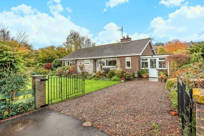 3 Bedroom Detached Bungalow To Rent In Hereford, Hay On Wye, HR2