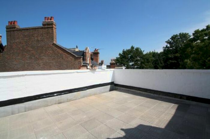 2 Bedroom Flat To Rent In Cromwell Place, Highgate, N6