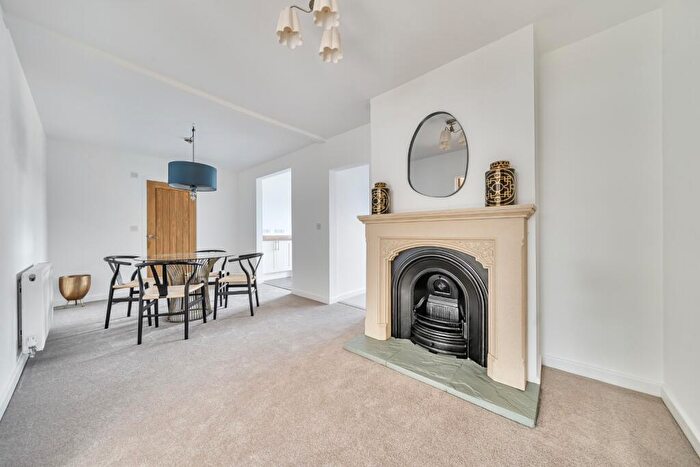 2 Bedroom Bungalow For Sale In Sandwich Road, Ash, CT3