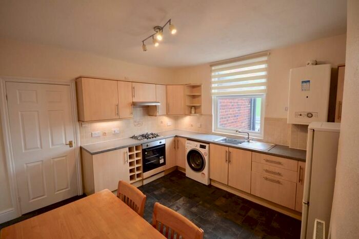 2 Bedroom Property To Rent In Ecclesall Road, Sheffield, S11