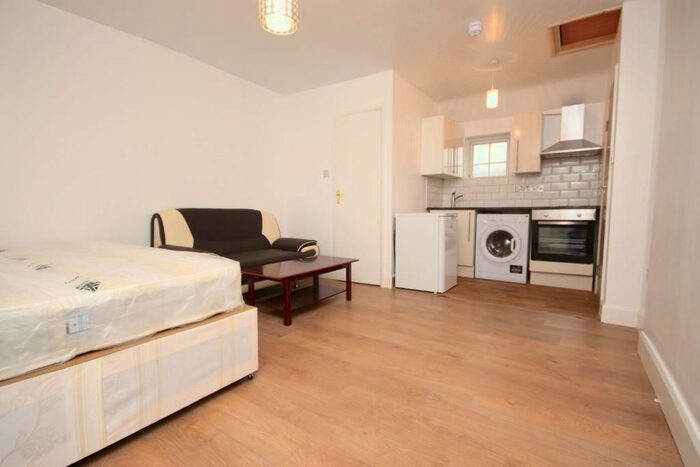 Studio To Rent In Norbroke Street, East Acton, London, W12