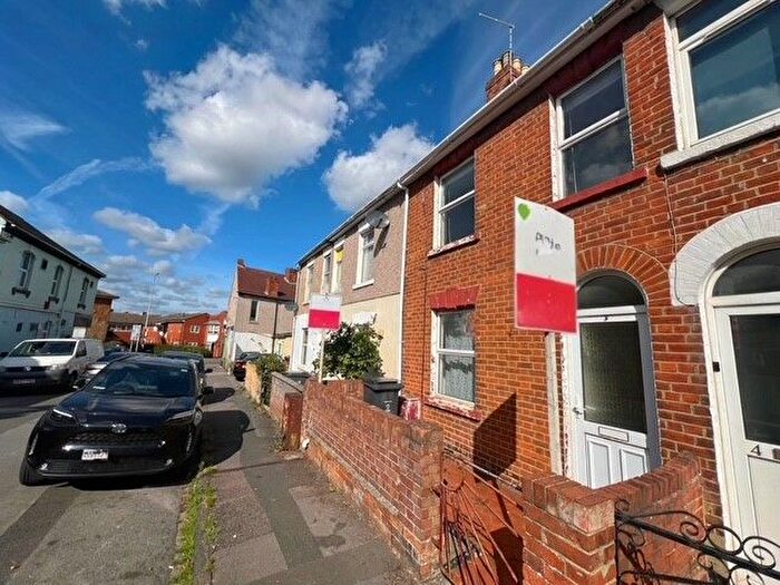 2 Bedroom Property To Rent In Marlborough Street, Swindon, SN1