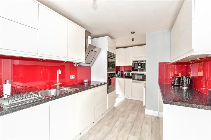 3 Bedroom Detached House For Sale In Folks Wood Way, Lympne, Hythe, Kent, CT21