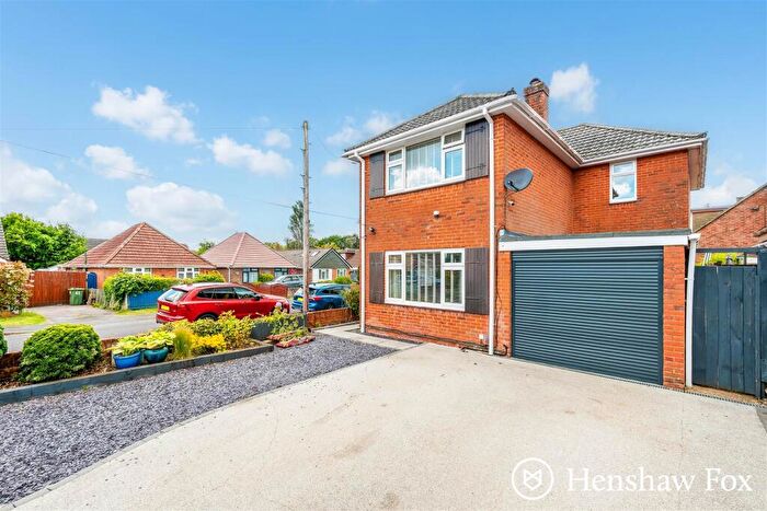 3 Bedroom Detached House For Sale In Middle Road, North Baddesley, Hampshire, SO52