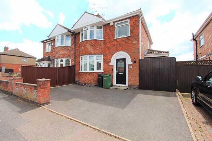 3 Bedroom Semi-Detached House To Rent In Croft Drive, Wigston, Leicester, LE18