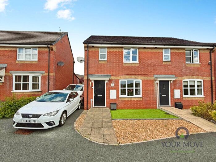 3 Bedroom Semi-Detached House For Sale In Sandiacre Avenue, Tunstall, Stoke-on-Trent, Staffordshire, ST6