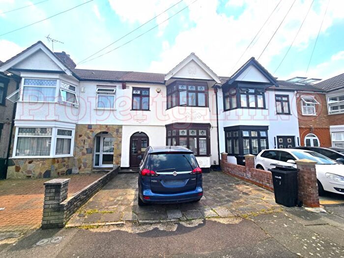 3 Bedroom Property To Rent In St. Andrews Road, Ilford, IG1