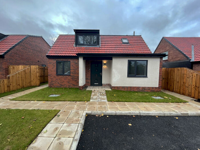 3 Bedroom Detached Bungalow To Rent In Forest Close, Forest Hall, NE12