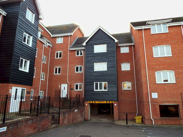 2 Bedroom Flat To Rent In Priory Avenue, Southampton, SO17
