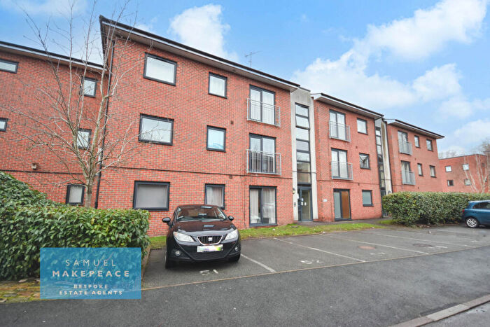 2 Bedroom Flat For Sale In Penstock Drive, Hartshill, Stoke-on-Trent, ST4