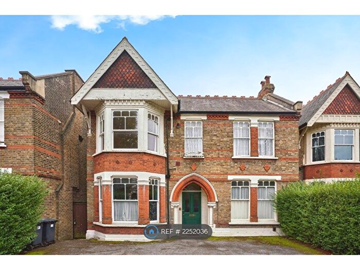 2 Bedroom Flat To Rent In Madeley Road, London, W5