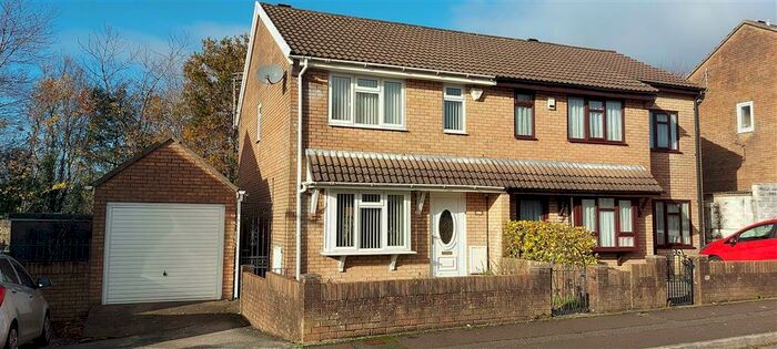 3 Bedroom Terraced House To Rent In Maes-y-Felin, Ravenhill, Swansea, SA5