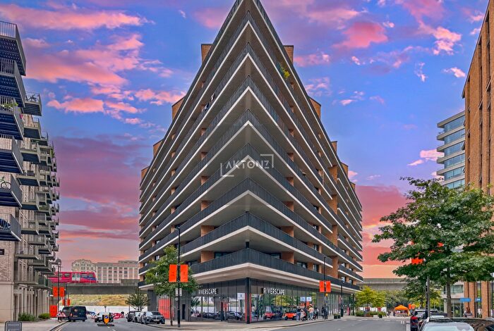 1 Bedroom Flat To Rent In Starboard Way, Newham, London, E16