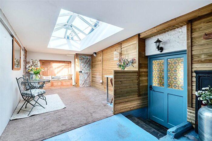 2 Bedroom Cottage For Sale In The Square, Ermington, PL21