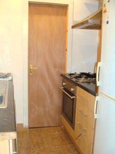 Studio To Rent In Craneswater Park, Southall, UB2