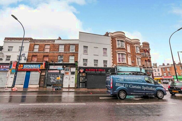 Flat To Rent In Queens Road, London, SE14