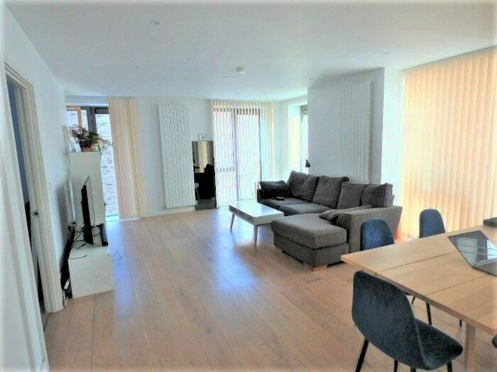 1 Bedroom Flat To Rent In Laker House, Nautical Drive, Royal Wharf, London, E16
