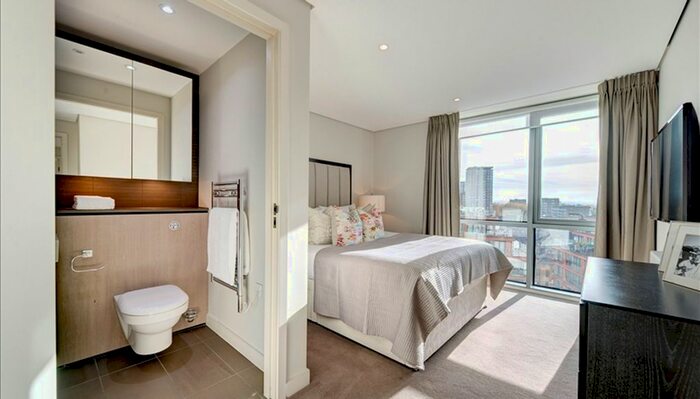 3 Bedroom Flat To Rent In Merchant Square, London, W2