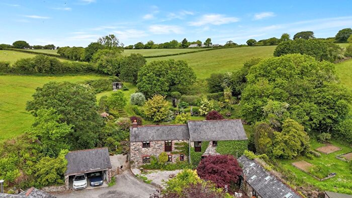 4 Bedroom Detached House For Sale In St. Neot, Linkindale, PL14
